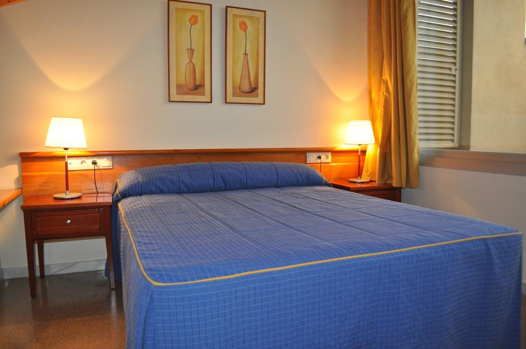 Aparthotel Sole Pobla de Segur Rom bilde